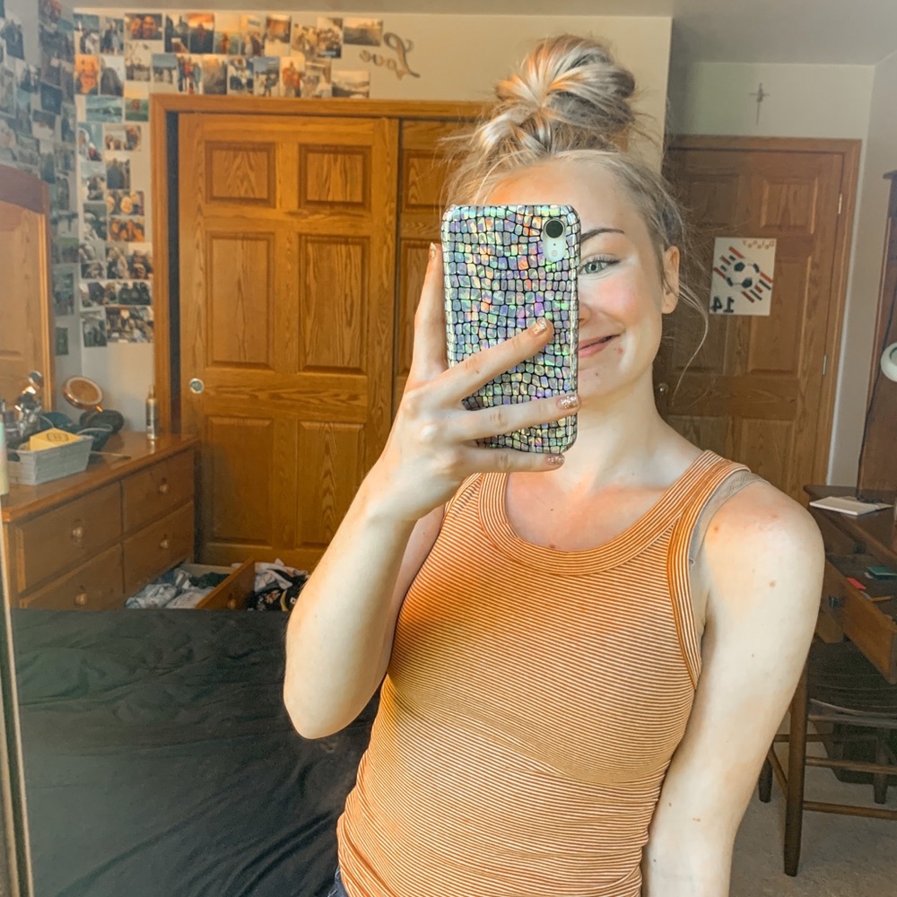 **SOLD**NWT striped halter neckline crop tank top!